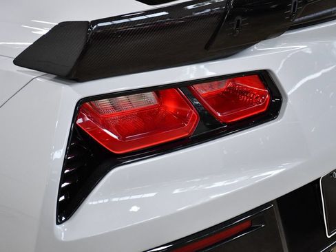 Used 2018 Chevrolet Corvette Grand Sport w/ Carbon 65 Edition RWD image 15