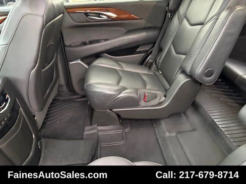Used 2018 Cadillac Escalade Premium Luxury image 44