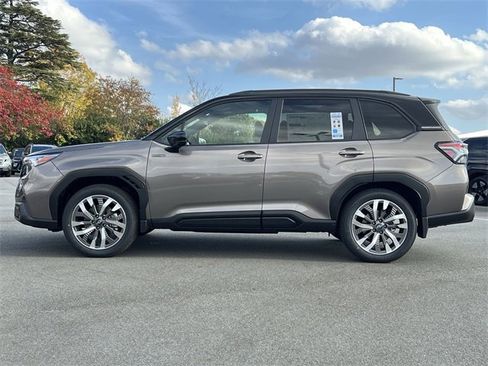 New 2025 Subaru Forester Touring image 38