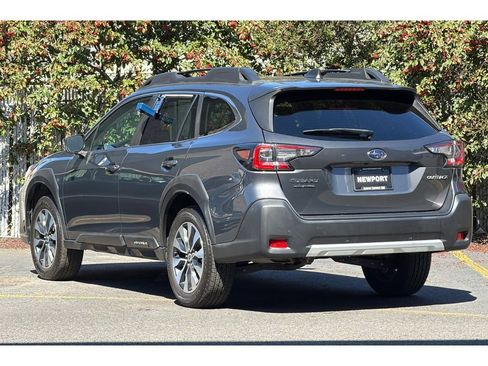 Used 2023 Subaru Outback Limited AWD/4WD image 6
