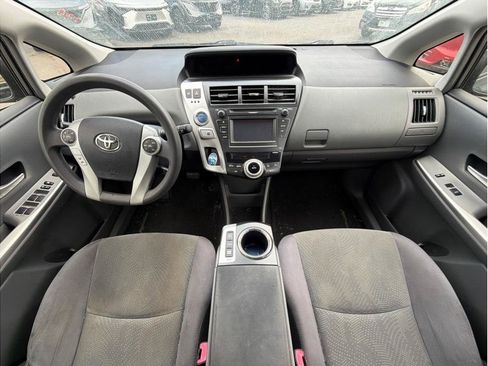 Used 2012 Toyota Prius V Two FWD image 5
