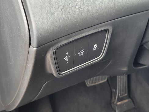 Used 2024 Hyundai Tucson Limited image 19