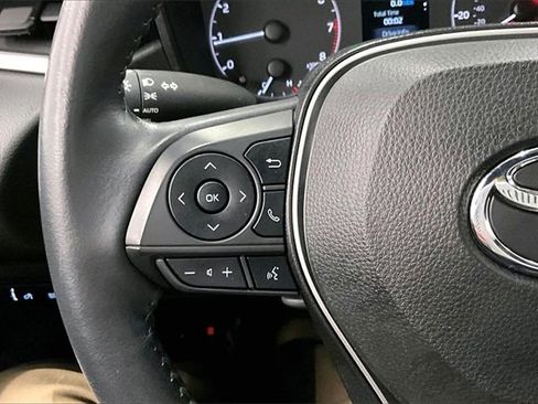 Used 2023 Toyota Corolla SE image 23