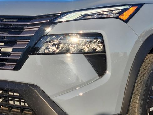 New 2026 Nissan Rogue SV image 5