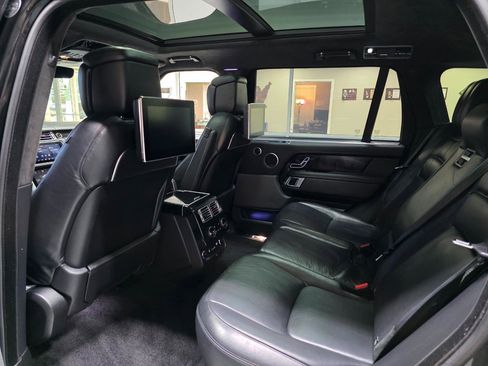 Used 2019 Land Rover Range Rover Long Wheelbase Autobiography AWD/4WD image 19