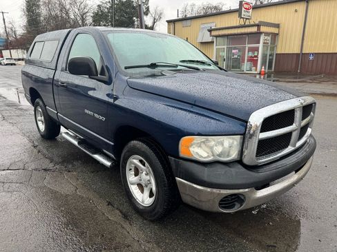 Used 2004 Dodge Ram 1500 Truck ST image 3