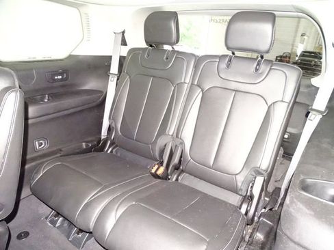 Used 2023 Jeep Grand Cherokee L Limited image 14