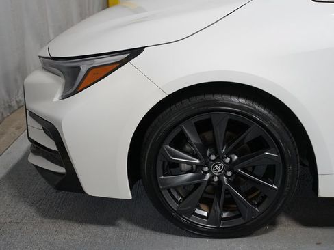 Certified 2023 Toyota Corolla SE FWD image 5