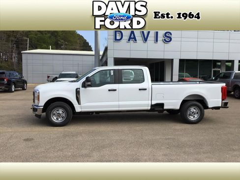 New 2026 Ford F250 XL image 4