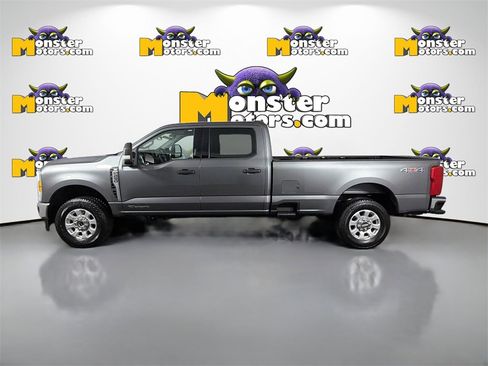 Used 2023 Ford F250 XLT image 8
