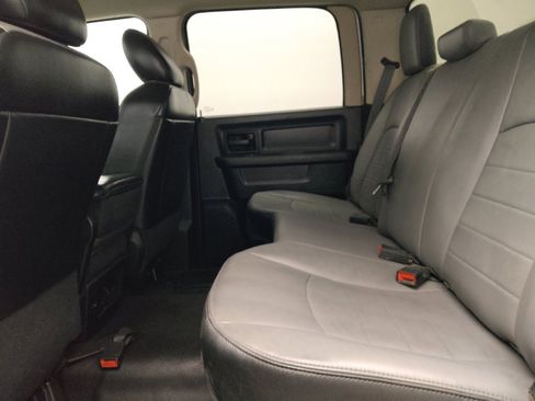 Used 2021 RAM 1500 Tradesman w/ Chrome Appearance Group RWD image 18