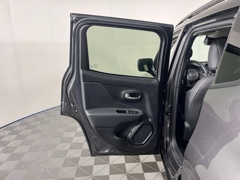 Used 2020 Jeep Renegade Limited AWD/4WD image 37