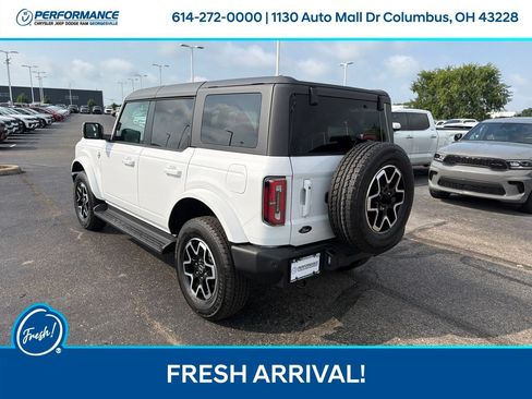 Used 2025 Ford Bronco Outer Banks AWD/4WD image 6