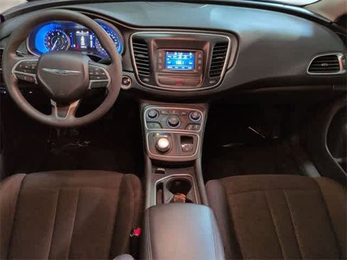 Used 2015 Chrysler 200 Limited image 14