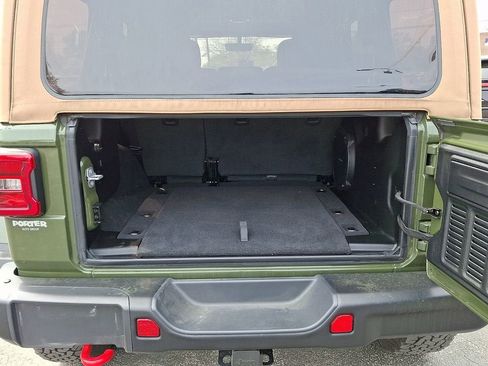 Used 2022 Jeep Wrangler Unlimited Rubicon w/ Steel Bumper Group AWD/4WD image 31