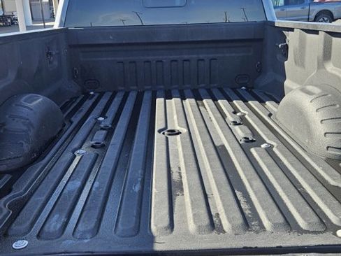 Used 2022 Ford F350 Platinum image 11