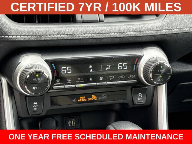 Used 2024 Toyota RAV4 XLE FWD image 21