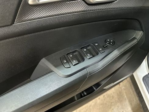 Certified 2023 Kia Sportage LX image 17