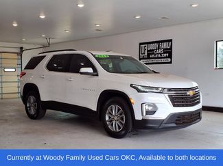 Used 2023 Chevrolet Traverse LT FWD video 1