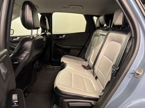 Certified 2023 Ford Escape Platinum AWD/4WD image 30