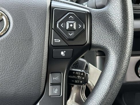 Used 2022 Toyota Tacoma SR w/ SX Package AWD/4WD image 22