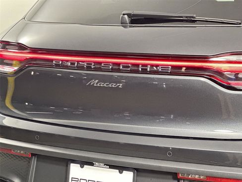Used 2026 Porsche Macan Turbo AWD/4WD image 17