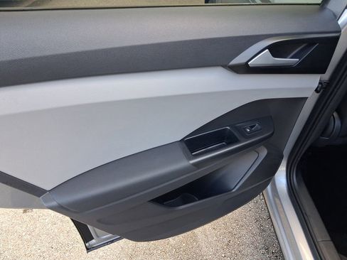Certified 2022 Volkswagen Taos S w/ IQ Drive S Package AWD/4WD image 11