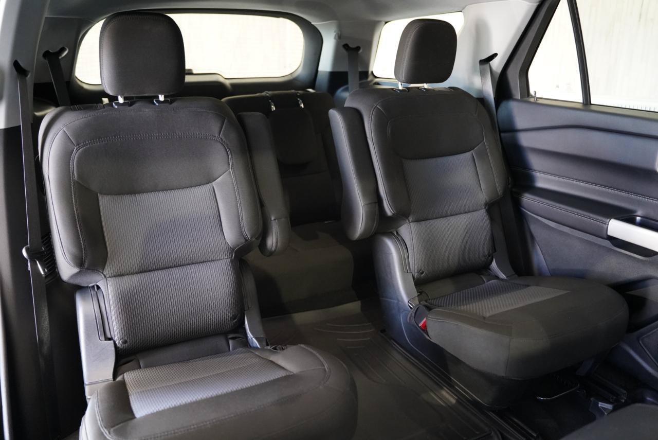 Used 2022 Ford Explorer XLT RWD image 35
