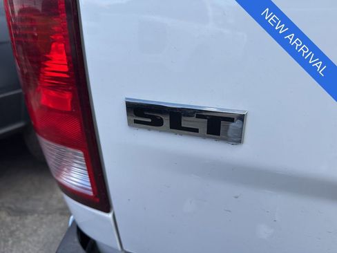 Used 2022 RAM 1500 Classic SLT w/ Electronics Convenience Group AWD/4WD image 7