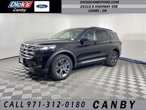 Used 2025 Ford Explorer Active w/ Active Comfort Package image 1