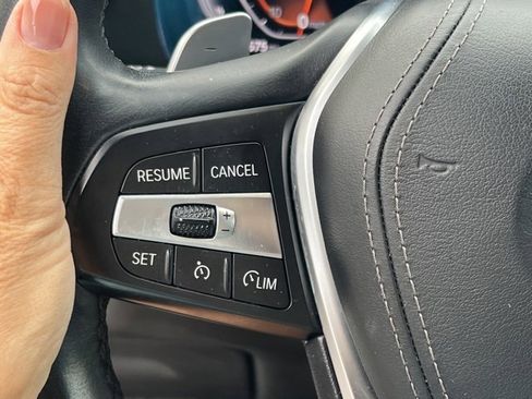 Used 2020 BMW X5 xDrive40i w/ Premium Package image 16