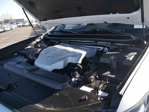 Used 2023 Lexus GX 460 Premium image 13