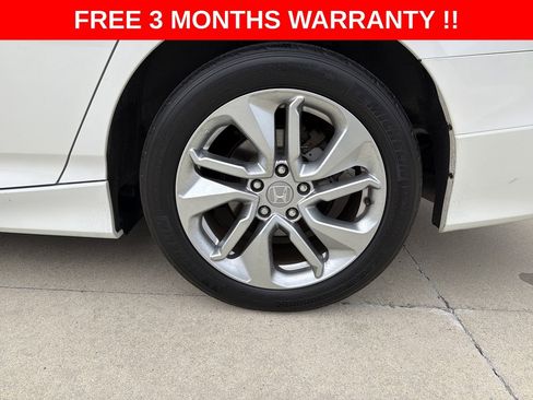 Used 2018 Honda Accord LX image 32