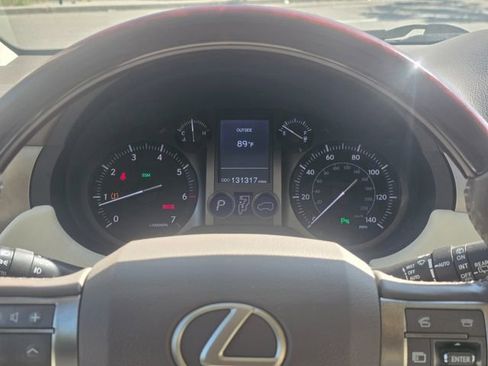 Used 2018 Lexus GX 460 Premium w/ Premium Package AWD/4WD image 25