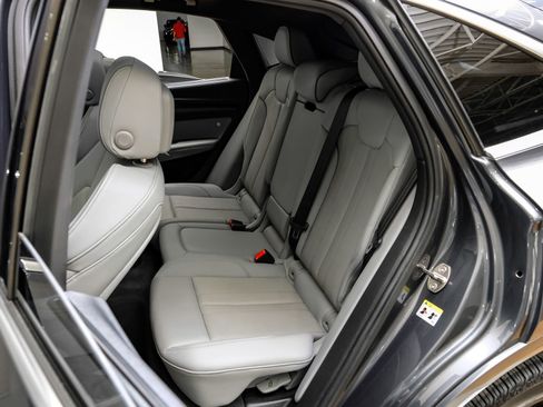 Used 2023 Audi Q5 2.0T Premium Plus w/ Premium Plus Package image 43