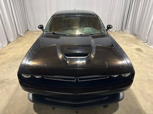 Used 2020 Dodge Challenger R/T RWD image 5