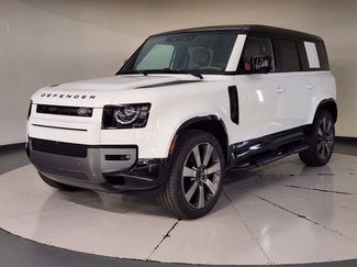 New 2026 Land Rover Defender 110 V8 video 1