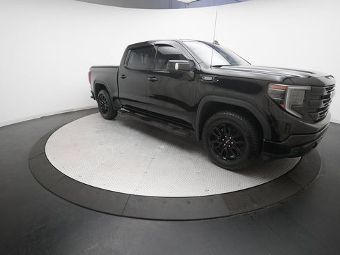 Used 2023 GMC Sierra 1500 Elevation w/ Elevation Premium Package image 13