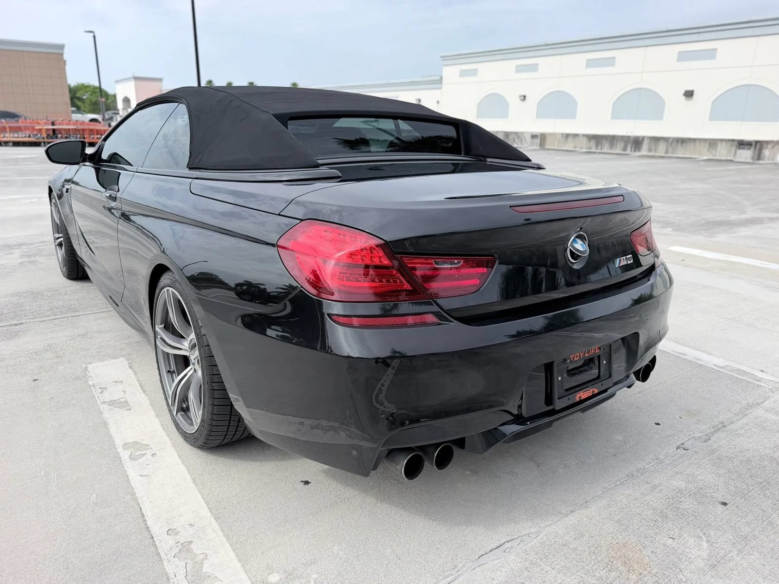 Used 2015 BMW M6 Convertible RWD image 35