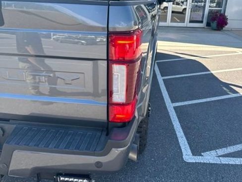 Used 2022 Ford F350 Lariat w/ Tremor Off-Road Package AWD/4WD image 10