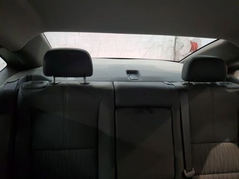 Used 2014 Chevrolet Impala LT w/ Convenience Package image 21