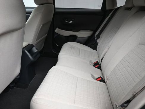 Used 2025 Honda HR-V LX image 11