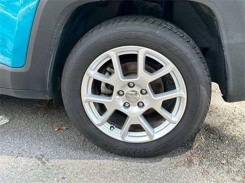 Used 2019 Jeep Renegade Latitude image 35