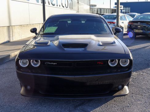 Used 2021 Dodge Challenger R/T Scat Pack w/ Dynamics Package image 2