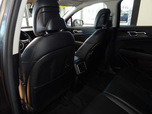Used 2023 Kia Sportage EX FWD image 21