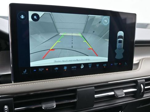 Used 2026 Lincoln Corsair Premiere FWD image 12