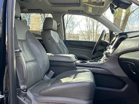 Used 2016 Chevrolet Tahoe LT w/ Luxury Package image 11