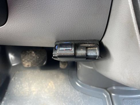 Used 2012 Freightliner Sprinter 2500 image 19