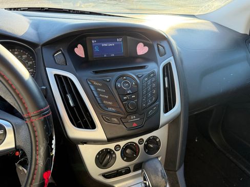 Used 2014 Ford Focus SE image 19