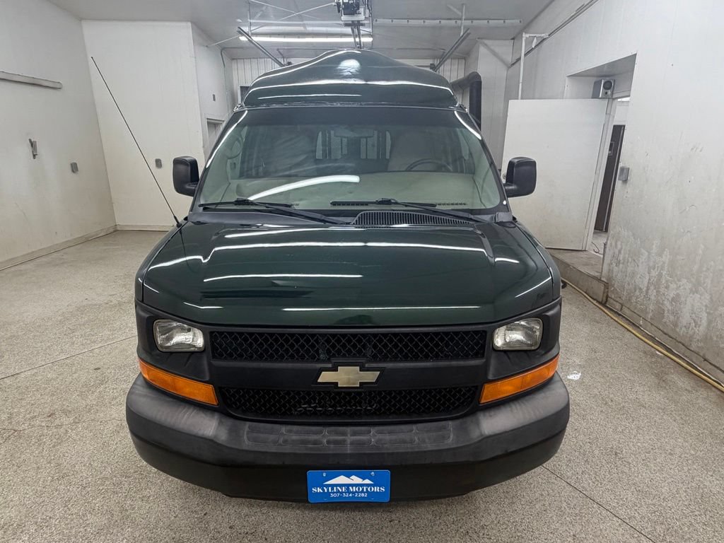 Used 2011 Chevrolet Express 3500 LS RWD image 2